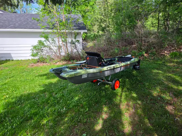 Fishing kayak - Photo 3