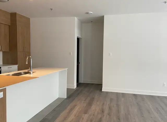 2 cc 1 sb Transfert de bail - 2 bed 1 bat Lease Transfer - Photo 2