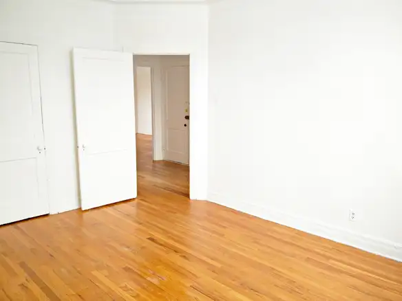 WOW! 4 CAC. BEAU GRAND CONDO/APT. EXCELLENT QUARTIER. MONT ROYAL - Photo 3