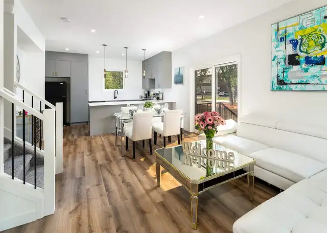 Spruce Ave 3 Bed 2.5 Bath Upper Suite For Rent Edmonton! - Photo 2