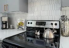 Spruce Ave 3 Bed 2.5 Bath Upper Suite For Rent Edmonton! - Photo 7