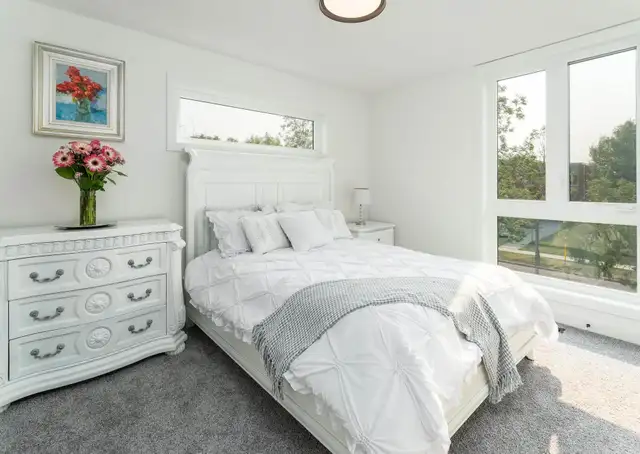 Spruce Ave 3 Bed 2.5 Bath Upper Suite For Rent Edmonton! - Photo 9