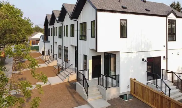 Spruce Ave 3 Bed 2.5 Bath Upper Suite For Rent Edmonton! - Photo 19