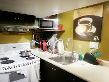 private room (Eglinton & Birchmount) - Photo 7