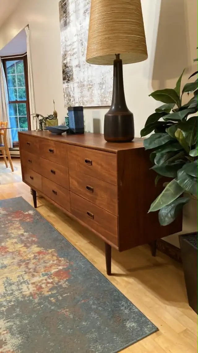 Mid century. Teak TECK. Crédence, buffet, commode, bahut televis