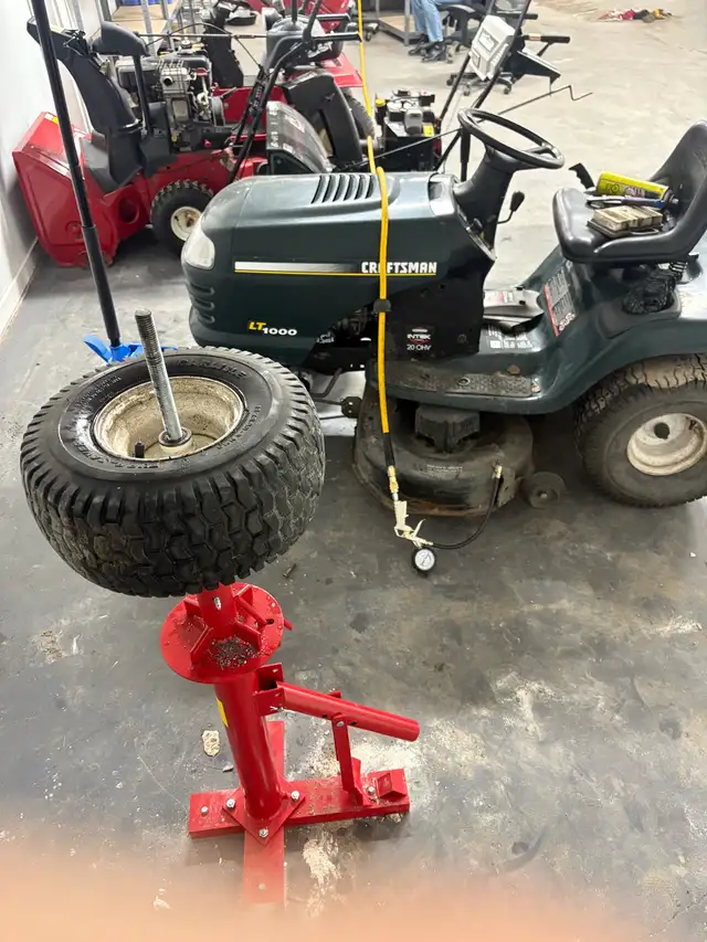 Lawn tractor & zero turn repair/service - Photo 4