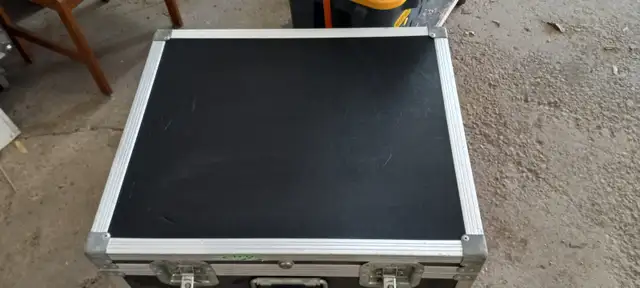 Roadcase