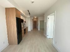 DT Toronto 1bed 1Den 1Bath Luxury Condo For Rent at 5 Defries St - Photo 4