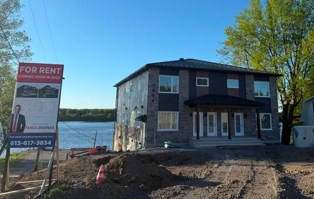 FOR RENT WENDOVER - 2 BEDROOM WATERFRONT