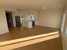FOR RENT WENDOVER - 2 BEDROOM WATERFRONT - Photo 4