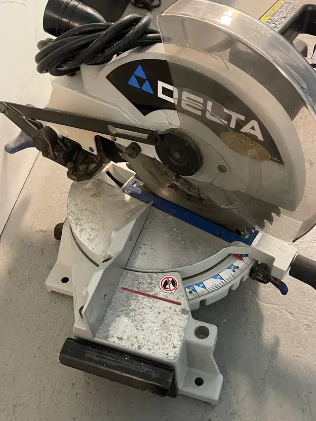 Delta Miter Saw