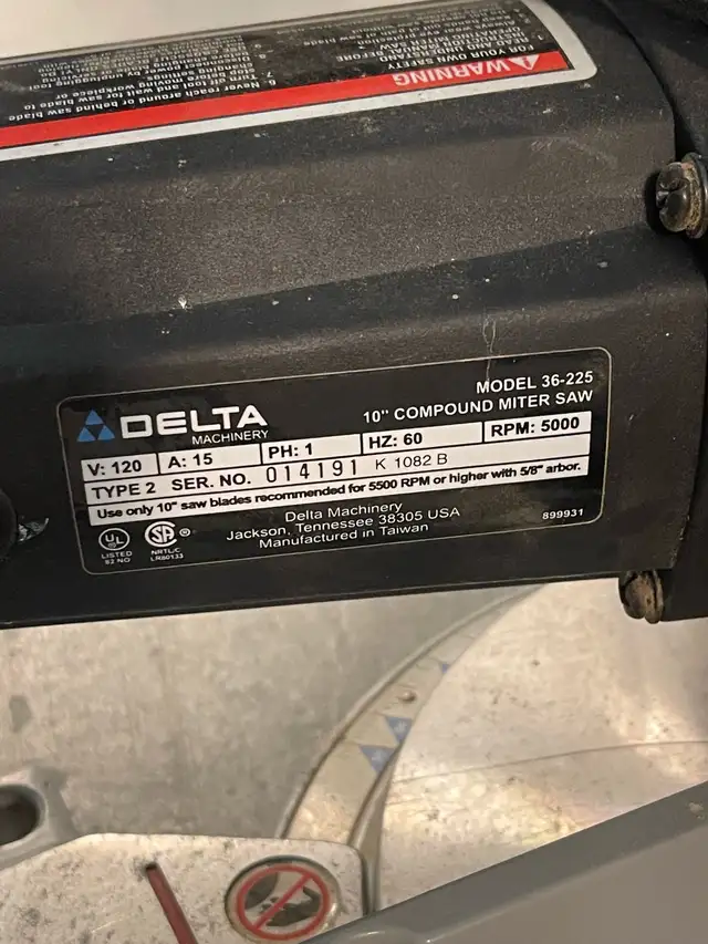 Delta Miter Saw - Photo 4