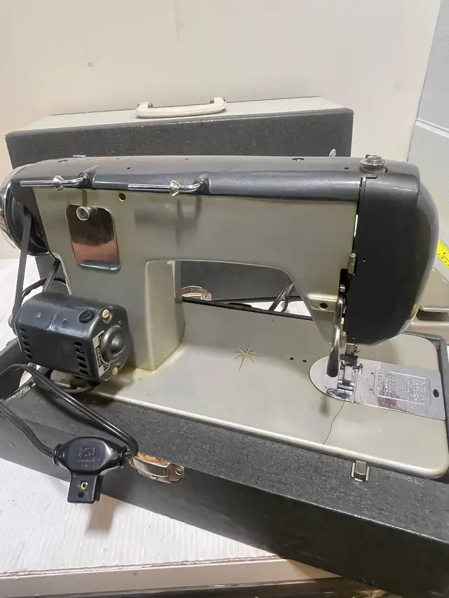 Economy Sewing Machine - Photo 3