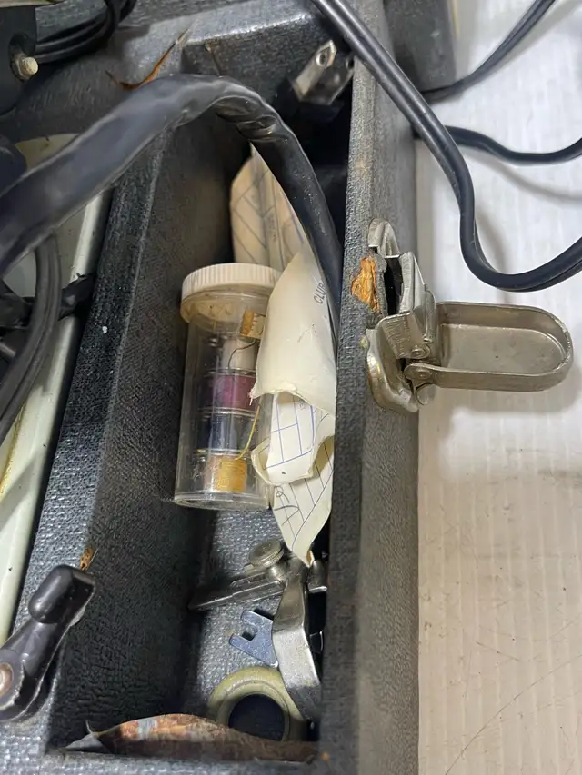 Economy Sewing Machine - Photo 7
