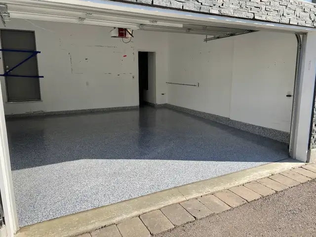 EPOXY FLOORING - Photo 2
