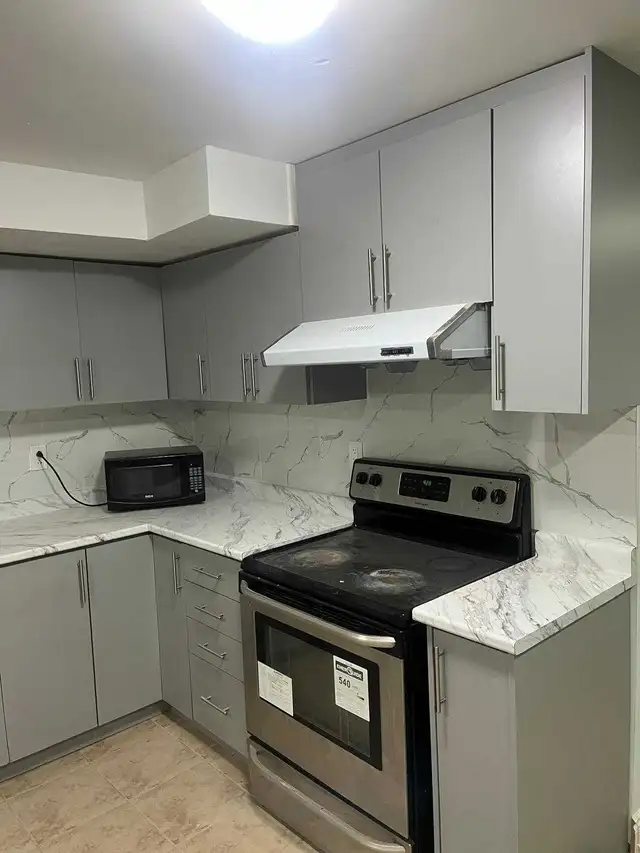 2 bedroom basement for rent - Photo 6
