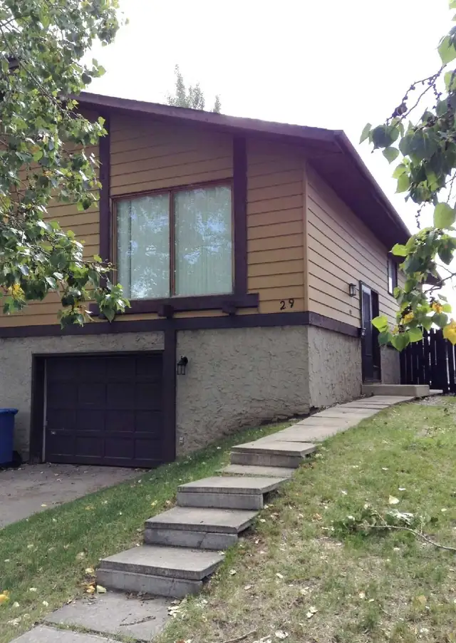 Full house for rent in Falconridge NE — available June 1st