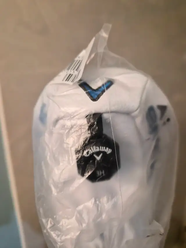 Brand new AI smoke hybrid headcover still in the wrapper!! - Photo 2