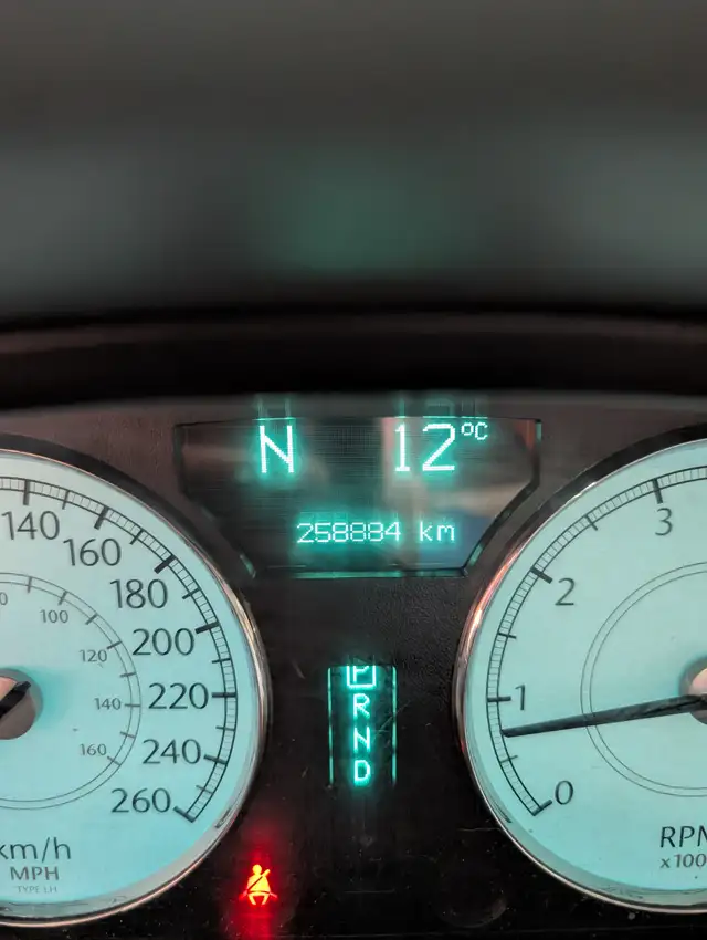 2005 Chrysler 300C - Photo 10