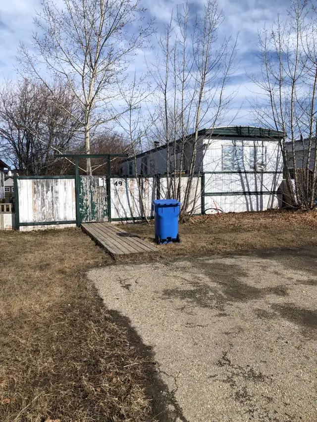 Mobile Home for Sale In Parkview Village. Handyman Special. - Photo 4