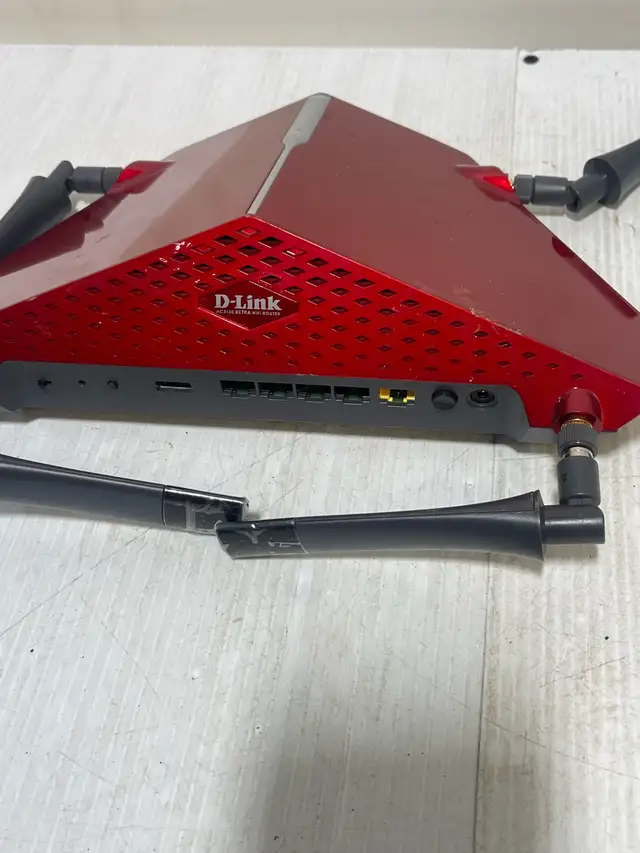 D-Link DIR-885L Router - Photo 9