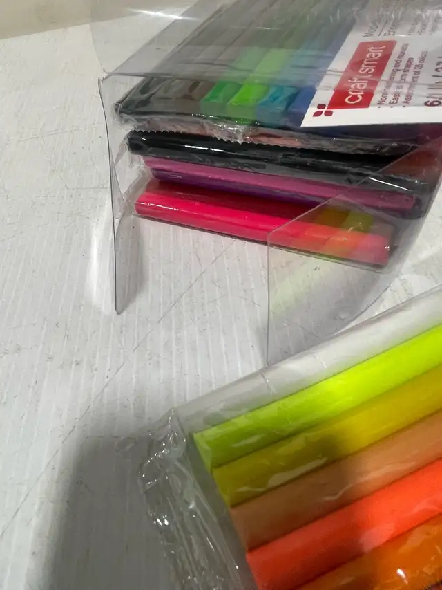 Craft Smart Modeling Clay - Photo 5