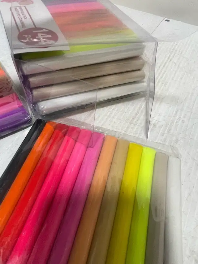 Craft Smart Modeling Clay - Photo 6