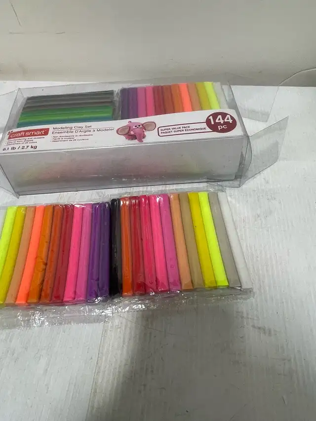 Craft Smart Modeling Clay - Photo 8