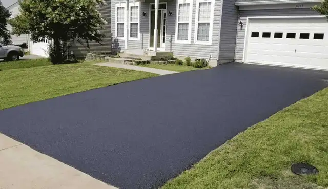 Asphalt Driveway Sealing - Photo 3