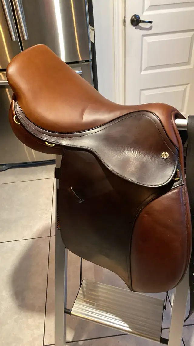 selle Crosby excel 161/2 et autres articles a suivre a vendre - Photo 3