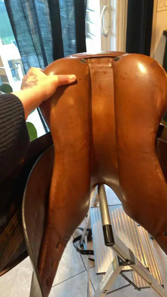 selle Crosby excel 161/2 et autres articles a suivre a vendre - Photo 8