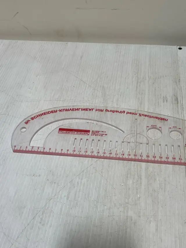 Lutterloh System Tailor Curve Ruler / Règle de couturière - Photo 2