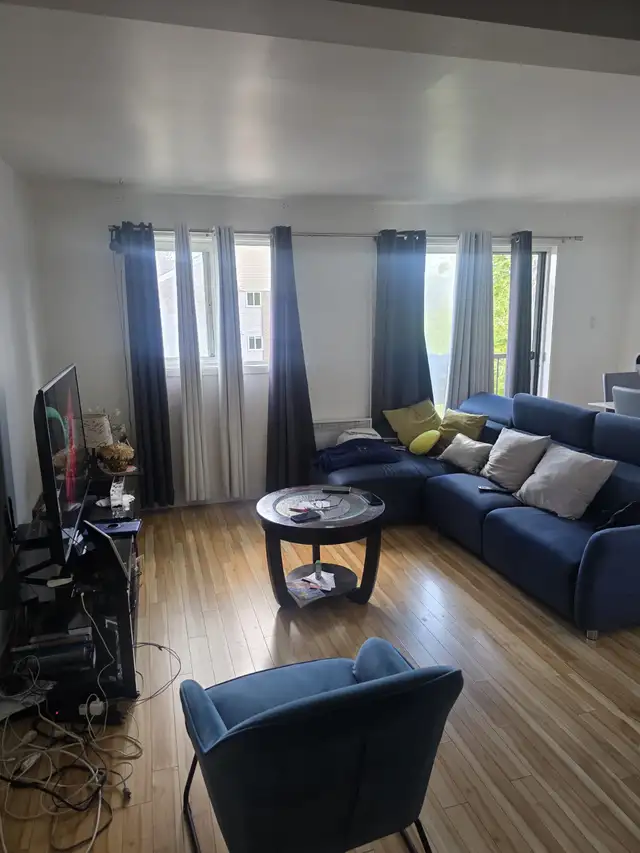 Appartement à louer 5 1/2. Cession de bail. - Photo 2