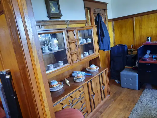 MOVE-IN-READY, GUEST FURNISHED ROOM 200$/Week SINGLE GUEST ONLY - Photo 9