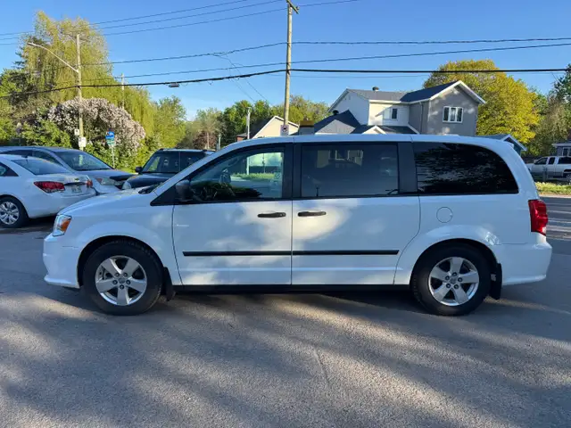 2016 Dodge Grand Caravan Canada Value Package - Photo 2