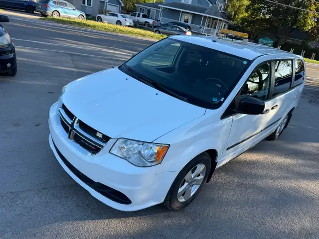 2016 Dodge Grand Caravan Canada Value Package - Photo 10