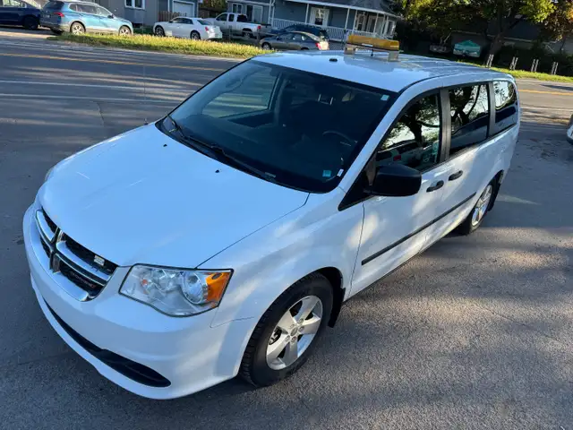 2016 Dodge Grand Caravan Canada Value Package - Photo 15