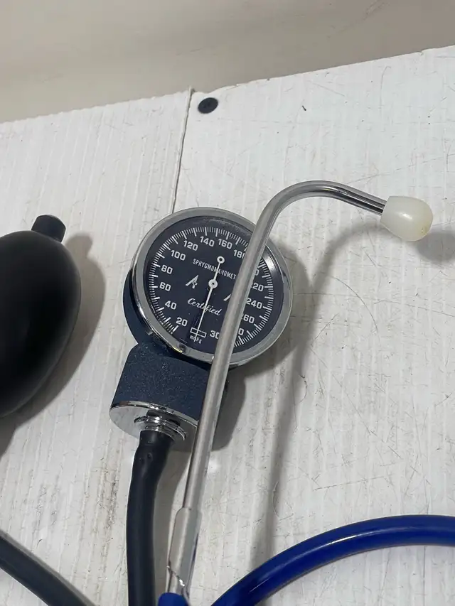 AMG Med Blood Pressure Kit - Photo 5
