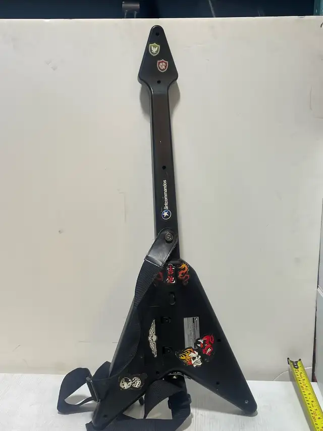 Rock Band Guitar - Photo 3