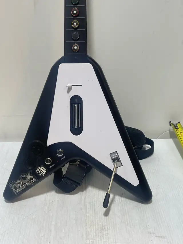 Rock Band Guitar - Photo 5