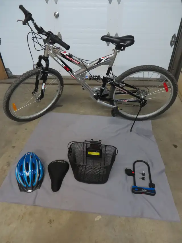 VELO COMME NEUF POWER LITE ET ACCESSOIRE
