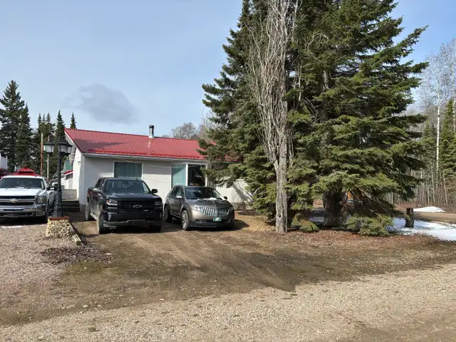Two Houses / Cabins for sale - Photo 2