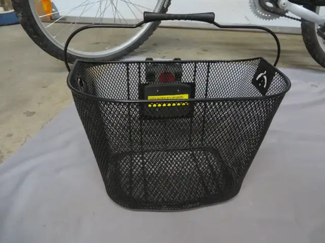 ACCESSOIRE VELO CASQUE SIEGE PANIER BARRURE - Photo 5