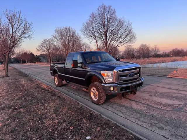 2013 Ford F-250 4x4 Long Box 6.2L - Photo 2