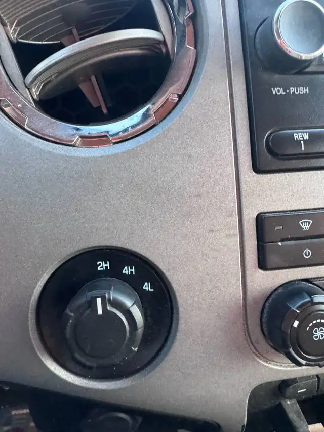2013 Ford F-250 4x4 Long Box 6.2L - Photo 10