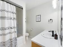 Beautiful 4 Bedroom   Gym, 3 Bathroom Home in Niverville !! - Photo 6
