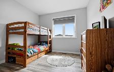 5 Bedroom, 3 Bathroom Custom Built Home in Niverville For Sale! - Photo 12
