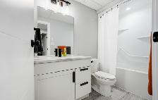 5 Bedroom, 3 Bathroom Custom Built Home in Niverville For Sale! - Photo 18