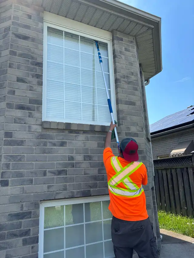 WINDOW/ DRIVEWAY CLEANING - Photo 2