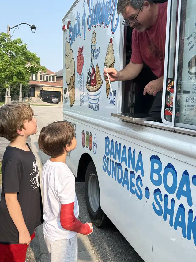 NOW HIRING – Full-Time Seasonal Ice Cream Truck Driver - Photo 2